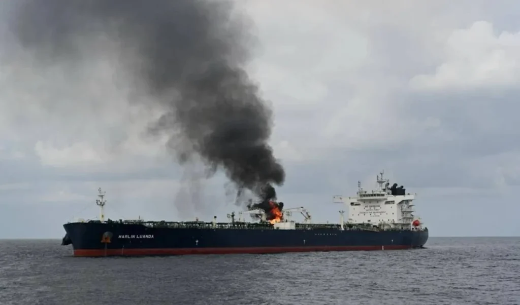 On the eve of launching a missile salvo... Yemen showcases striking a British oil tanker in the Gulf of Aden