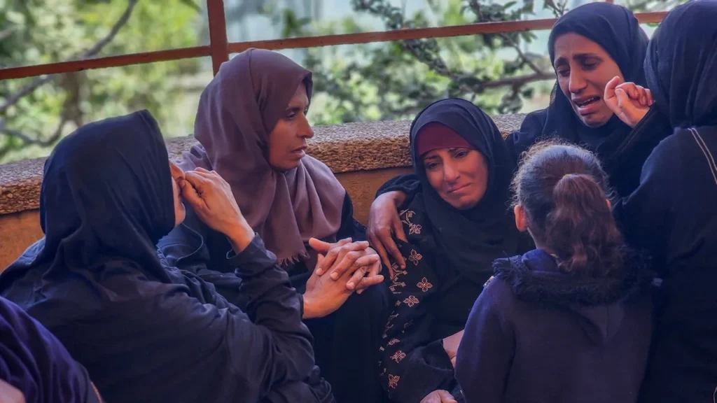 On the first day of Ramadan in Gaza, the occupation forces killed two Palestinians and released 13 prisoners