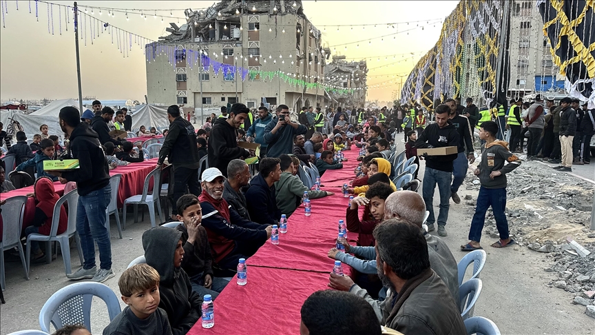 Amidst the rubble and tents, Gaza welcomes Ramadan with communal meals