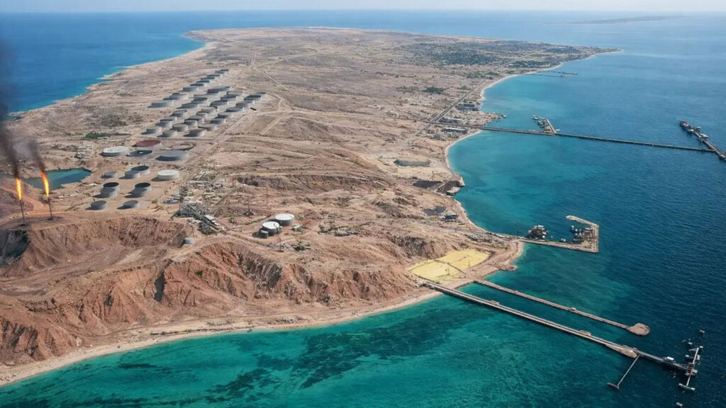 Iran warns of a harsh response if the oil facilities on Kharg Island are targeted