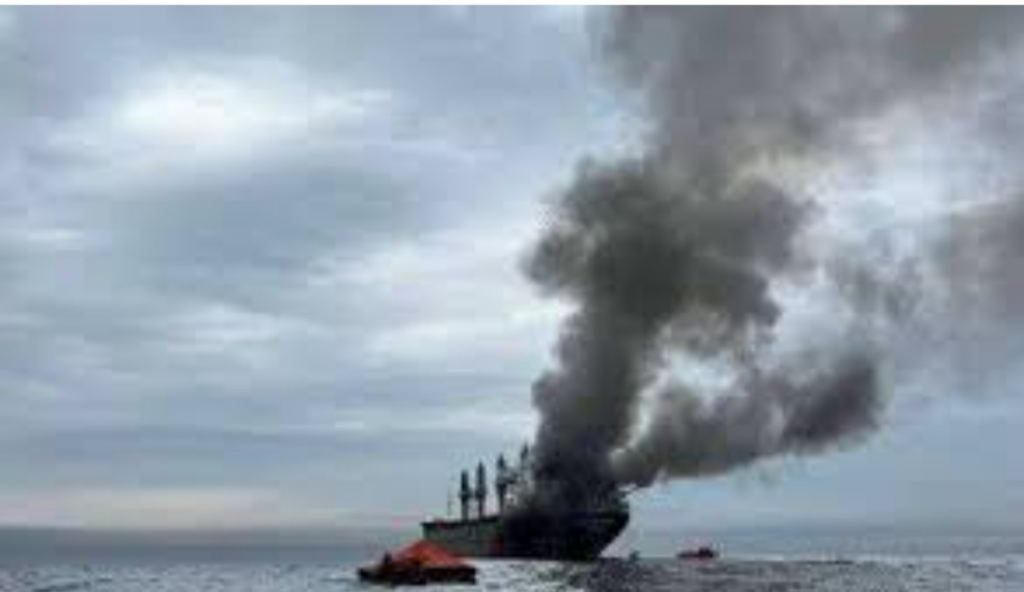 Escalation of operations in Hormuz as Iran hints at withdrawal from the truce