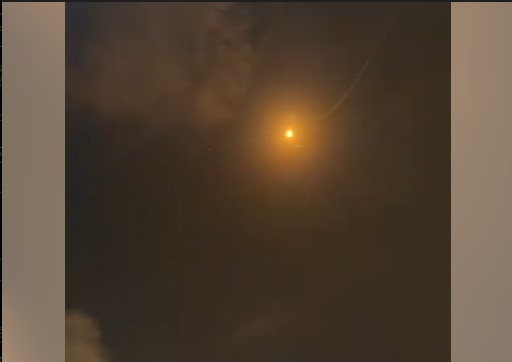 Hezbollah bombs northern occupied territories in Israel... Sirens sound in Metula