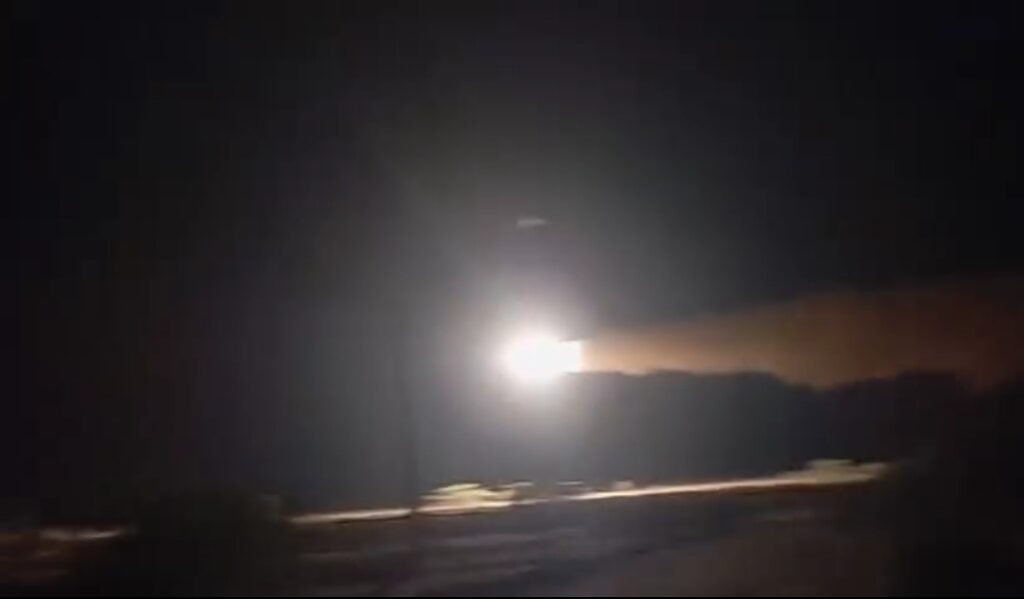 Video | Iranian television documents the moments of bombing American destroyers at sea