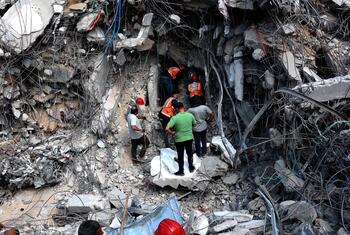 Families in Gaza search for the remains of their loved ones