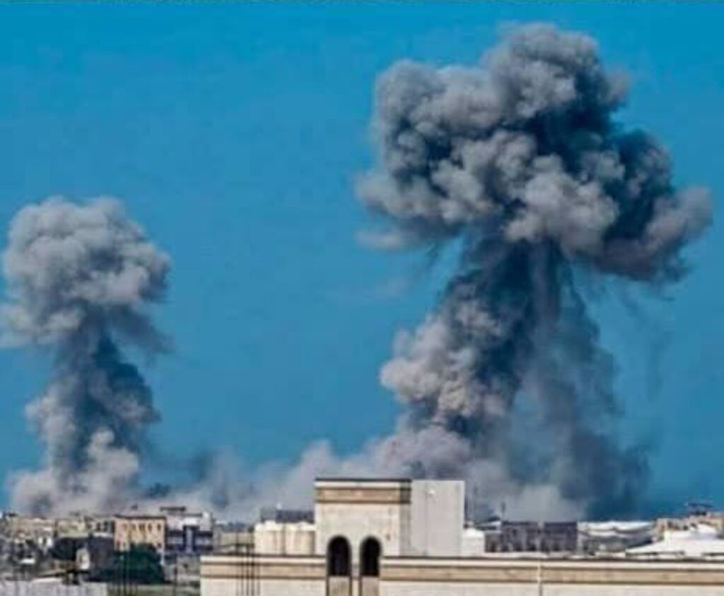 Wide-scale missile and drone strikes in Al-Mokha and Al-Khawkhah