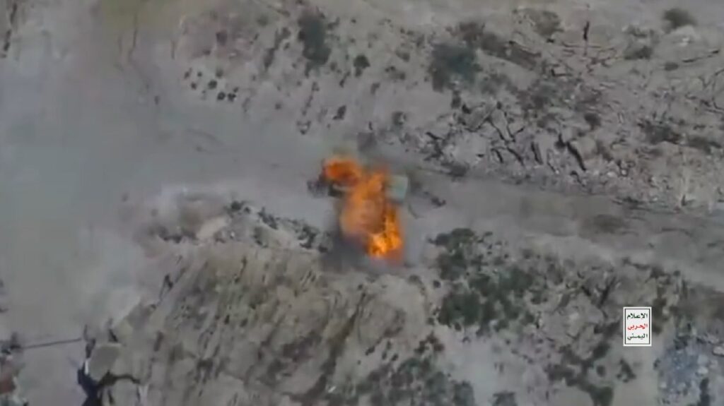 Watch: The "Rujum" drone rains down shells on Saudi factions' gatherings and vehicles, destroying their equipment and fortifications