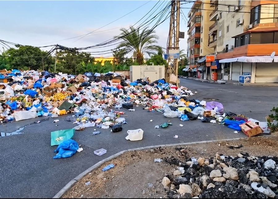 Lebanon: Sidon's waste besieges residents